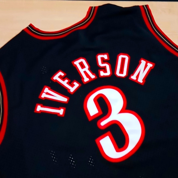 Vintage NIKE "Sixers" Allen Iverson Replica Jersey - Picture 6 of 9